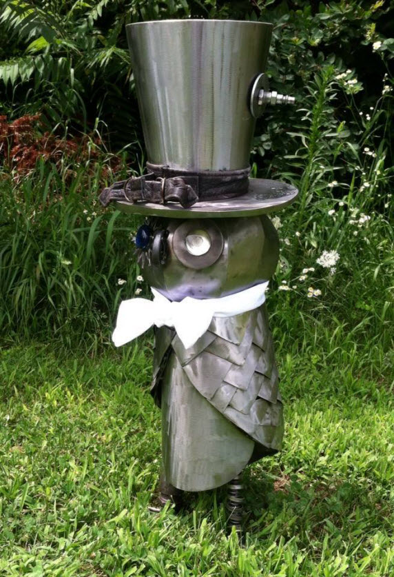 owl side view